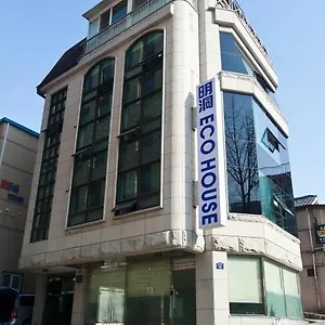 2* Pensjonat Myeongdong Ecohouse