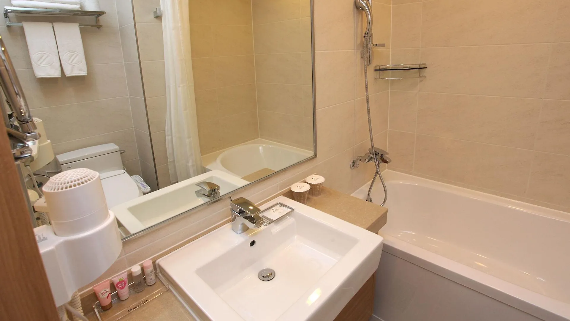 Hotel Skypark Dongdaemun I Soul 4*,